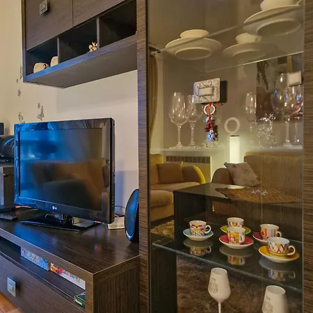 Cozy 2-bedroom With Parking In Old By Flat Mаnager *