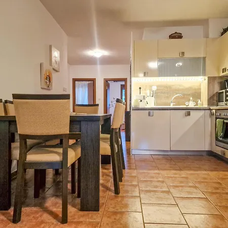 Apartment Cozy 2-bedroom With Parking In Old By Flat Mаnager Bansko